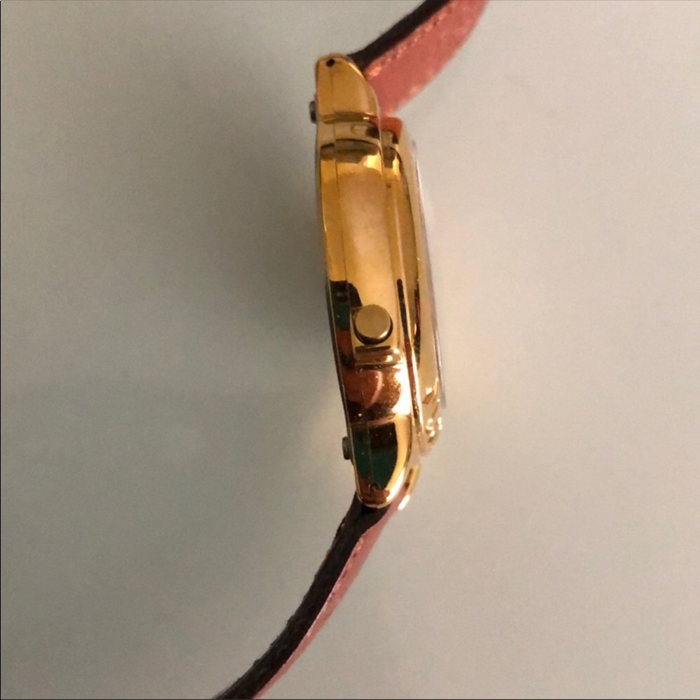 Mickey Mouse MUSICAL watch . - Picture 4 of 11